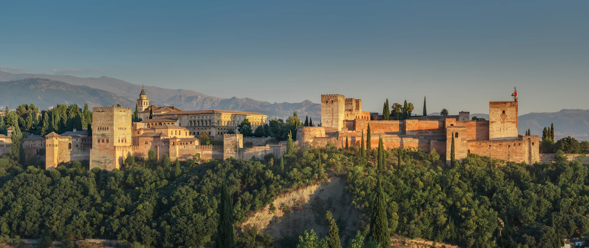 Evening light across the Alhambra’s palaces and fortress, seen from San Nicolás